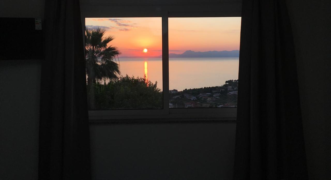 B&B "L'Eco Del Mare" Agropoli Exteriör bild