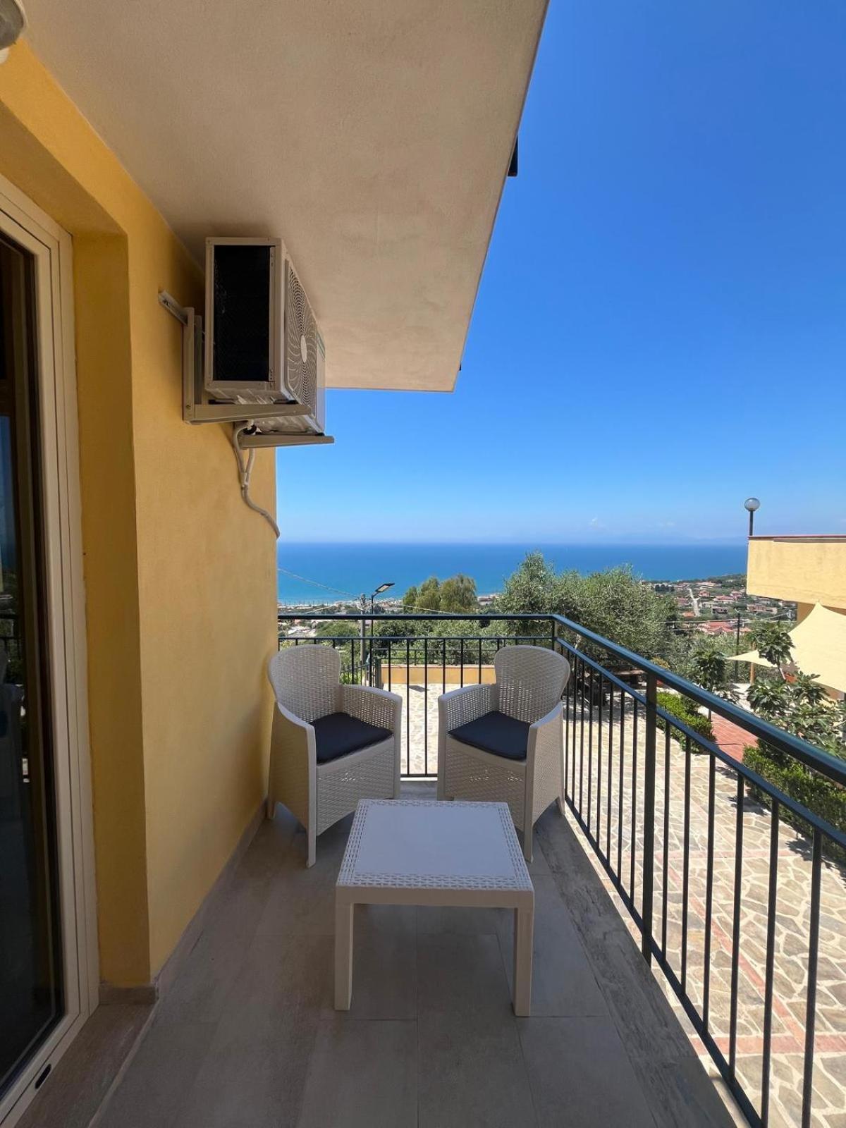 B&B "L'Eco Del Mare" Agropoli Exteriör bild